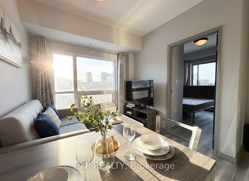 f504-275 Larch St, Waterloo, ON, N2L3R2 | Card Image