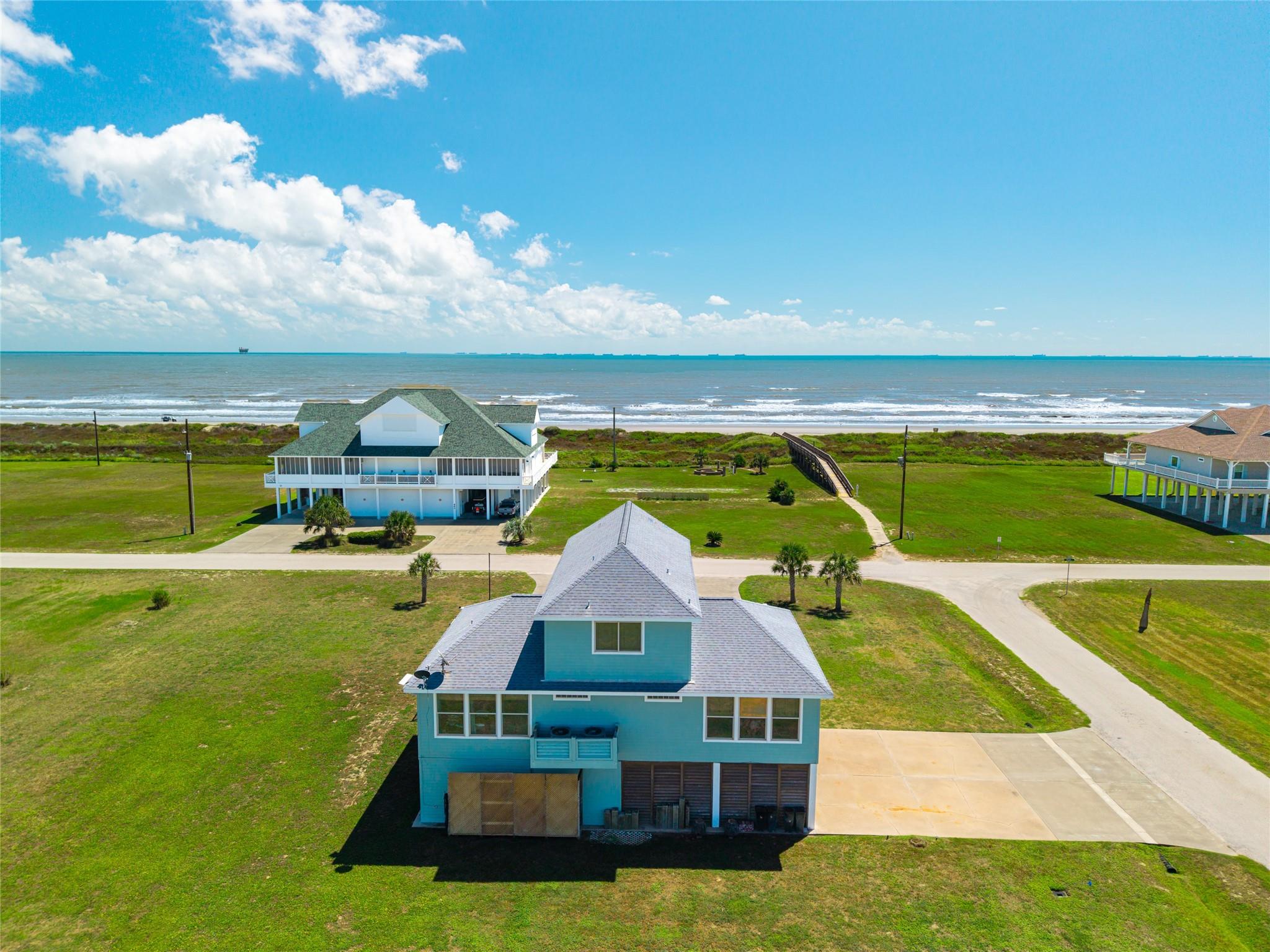 Residential Lease in Crystal Beach 3