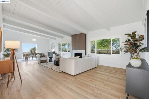 1631 1631 Arlington Blvd, El Cerrito, CA, 94530 | Card Image