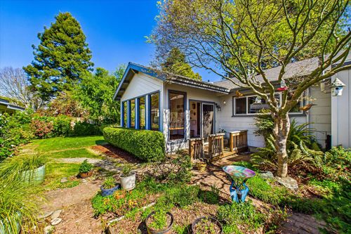 1831 Papke Ct, Eureka, CA, 95501-3131 | Card Image