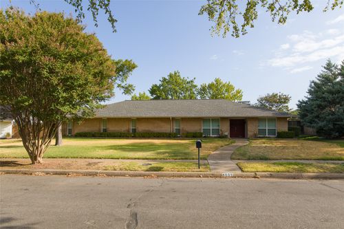 4031 Echo Glen Dr, Dallas, TX, 75244-7322 | Card Image