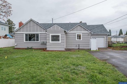 785 W B St, Lebanon, OR, 97355-1744 | Card Image