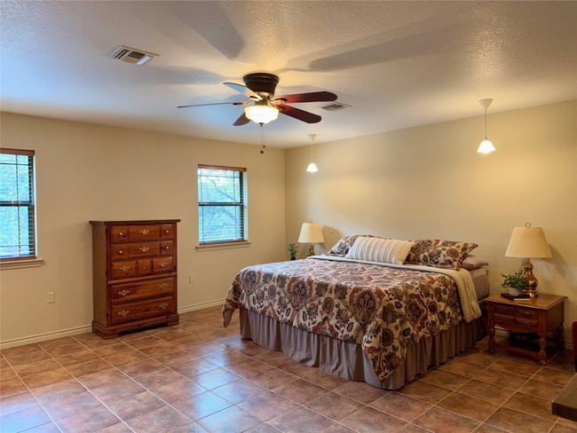 350 Private Road 1407, House other with 1 bedrooms, 2 bathrooms and null parking in Morgan TX | Image 10