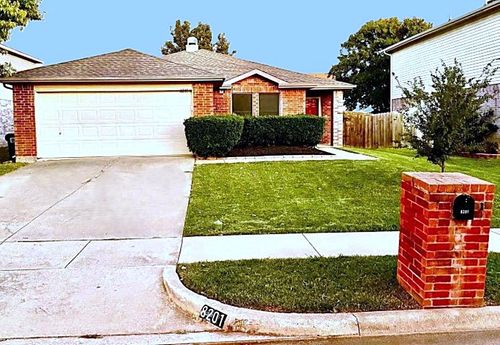 8201 Canoe Ridge Ln, Denton, TX, 76210-0852 | Card Image