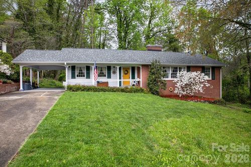 391 Hawthorne Dr, Brevard, NC, 28712-3493 | Card Image