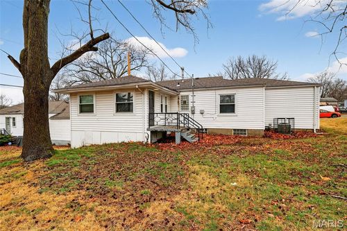 1212 Kilgore Dr, Saint Louis, MO, 63137-2017 | Card Image