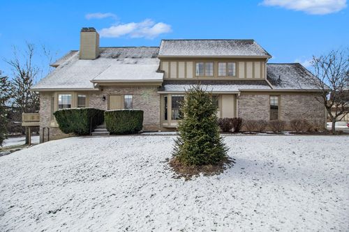 2766 Maitland Dr, Ann Arbor, MI, 48105-1584 | Card Image