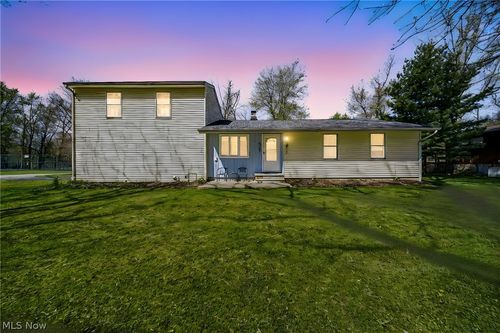 4761 Austin Rd, Geneva, OH, 44041-9182 | Card Image