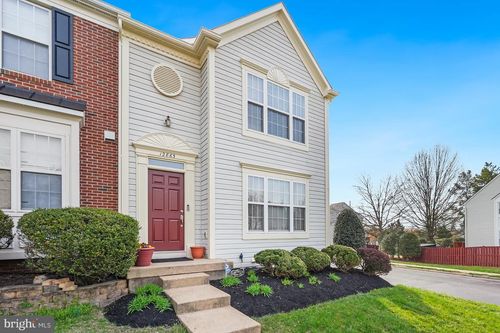 12863 Hunterbrook Dr, WOODBRIDGE, VA, 22192-6598 | Card Image