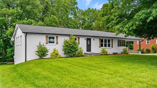 735 Hallmark Dr, Rural Hall, NC, 27045-9556 | Card Image