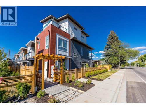 1-760 Raymer Avenue, Kelowna, BC, V1Y4Z8 | Card Image