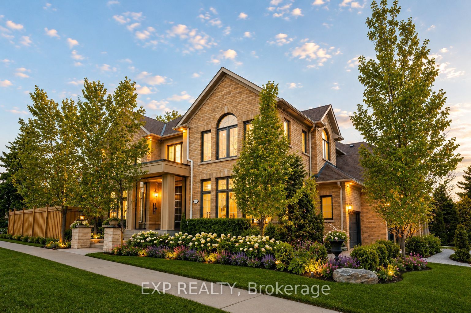Residential in Richmond Hill