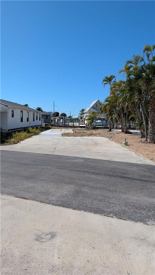 58 Nancy Ln, Fort Myers Beach, FL, 33931-2942 | Card Image