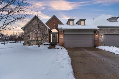 2260 Lexington Cir N, Canton, MI, 48188-5912 | Card Image