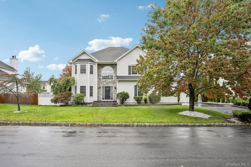 2508 Constitution Way, New Windsor, NY, 12553-4922 | Card Image