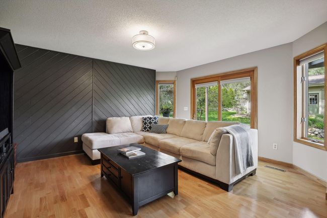 415 Walnut Ln, House other with 4 bedrooms, 3 bathrooms and null parking in Shoreview MN | Image 29