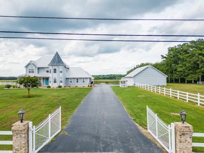 Gated entry provides security and privacy. | Image 3