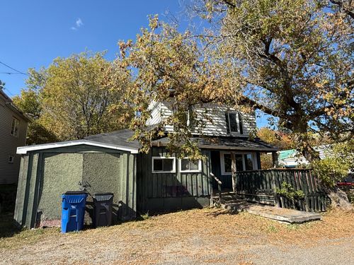 {{alt}} | Card Image