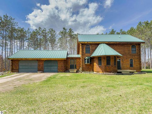 753 W School Road, Lake Isabella, MI, 48893 | Card Image