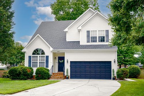 1009 Seagull Ct, Chesapeake, VA, 23322-6932 | Card Image