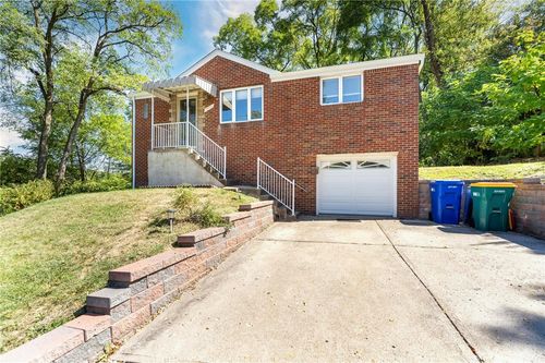 405 Dewalt Dr, Pittsburgh, PA, 15234-2405 | Card Image