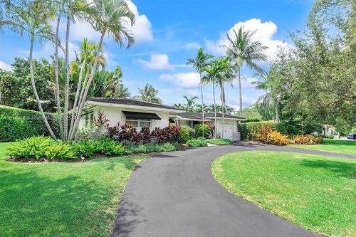 700 Vilabella Ave, Coral Gables, FL, 33146-1734 | Card Image