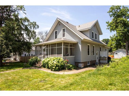 311 N Fremont St, RIVER FALLS, WI, 54022-2124 | Card Image