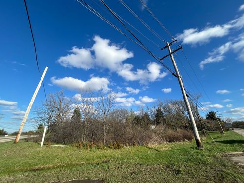 31101 N Fairfield Rd, Grayslake, IL, 60030 | Card Image