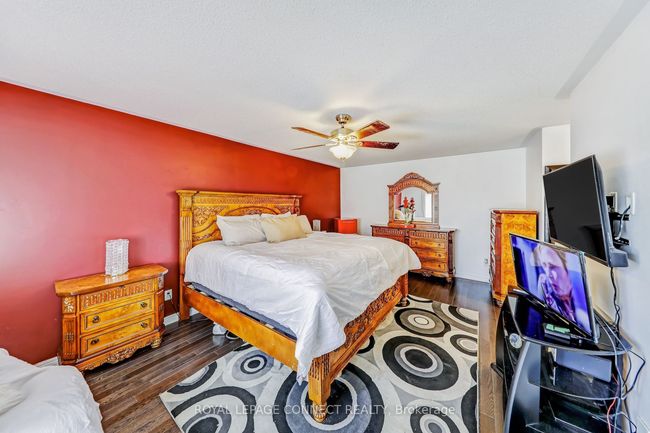 936 Langford St, House other with 5 bedrooms, 4 bathrooms and 4 parking in Oshawa ON | Image 25