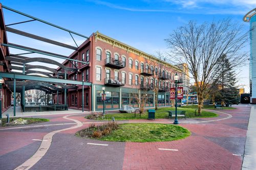210-222 N Kalamazoo Mall, Kalamazoo, MI, 49007-3881 | Card Image