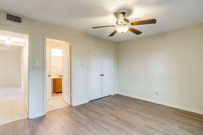 127 Allencrest Dr, Home with 3 bedrooms, 2 bathrooms and null parking in White Settlement TX | Image 12