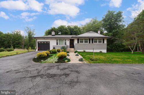 649 Coleman Ln, MILLERSVILLE, MD, 21108-1943 | Card Image