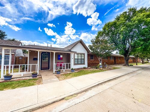 2-705 N Avenue E, Haskell, TX, 79521-4539 | Card Image