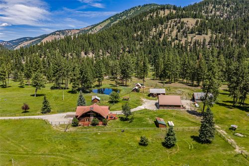 9786 W Fork Rd, Darby, MT, 59829-9672 | Card Image