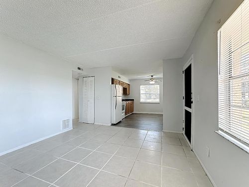 4-694 Michigan Ct, SAINT CLOUD, FL, 34769-5219 | Card Image