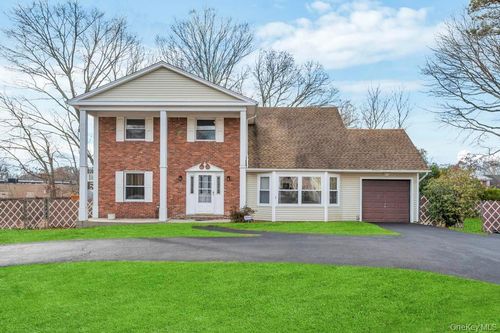 2 Martin St, Coram, NY, 11727-3526 | Card Image