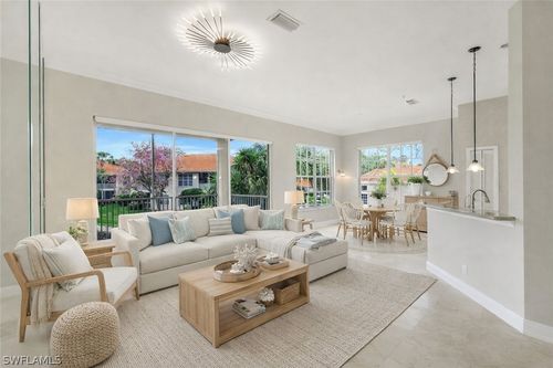 204-934 Egrets Run, NAPLES, FL, 34108-2491 | Card Image