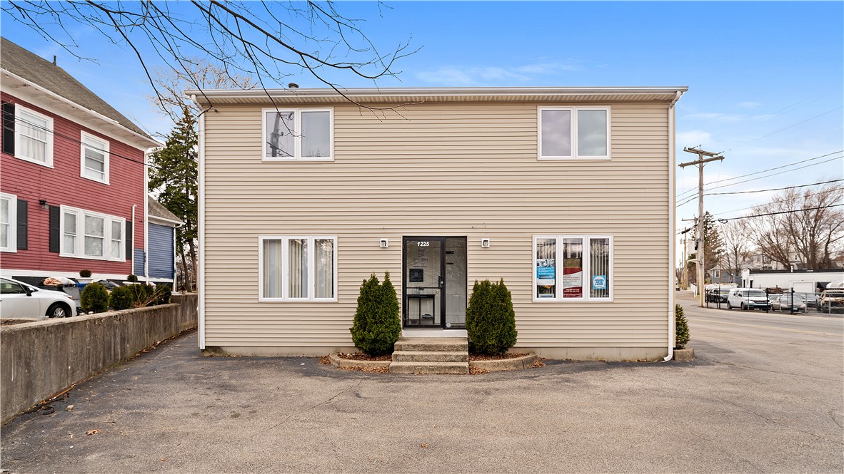 Commercial Lease in Cranston 2