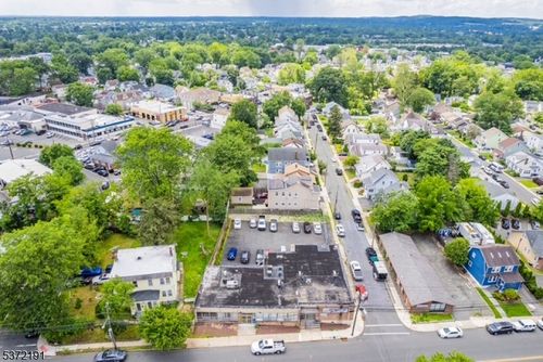 2075 Millburn Ave, Maplewood, NJ, 07040-3717 | Card Image