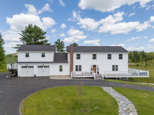 37 Trolly Farm Way, Falmouth, ME, 04105 | Card Image