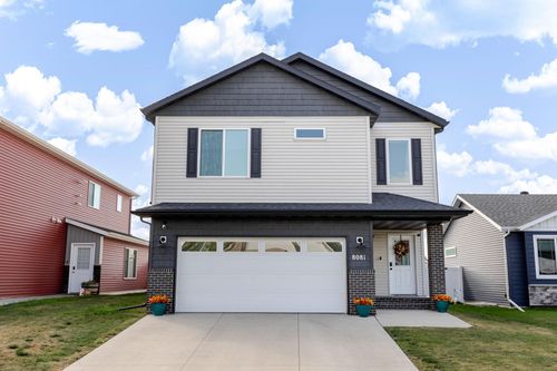 8081 Goldfinch Dr, Horace, ND, 58047-7700 | Card Image