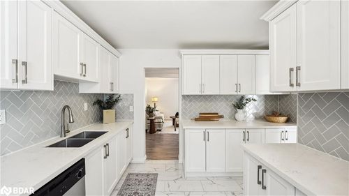 20-6855 Glen Erin Dr, Mississauga, ON, L5N1P6 | Card Image