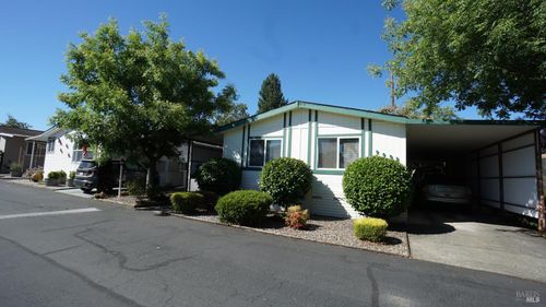 8009 Cliffrose St, Windsor, CA, 95492-9538 | Card Image
