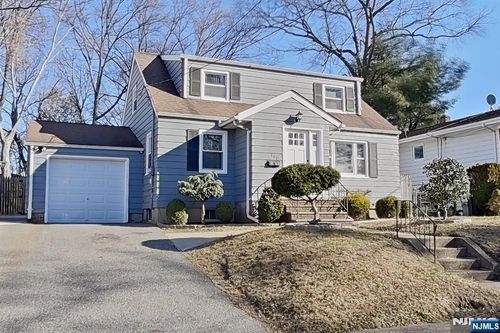 127 Iozia Ter, Elmwood Park, NJ, 07407-2940 | Card Image