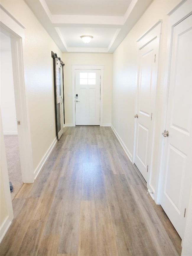 Foyer Hallway | Image 26