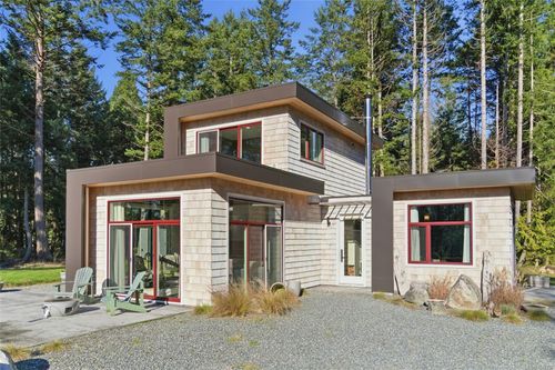1805 Stalker Rd, Gabriola, BC, V0R1X7 | Card Image
