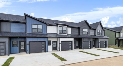 106 Jonathan Wade Pvt Cir, Clarksville, TN, 37043-4092 | Card Image