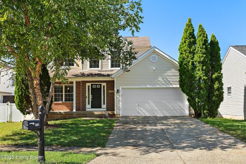 4428 Fallen Apple Ln, Louisville, KY, 40218-4768 | Card Image