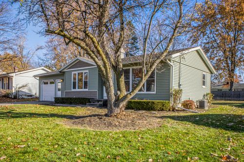 1760 Woodlawn Ave Se, Grand Rapids, MI, 49506-4902 | Card Image