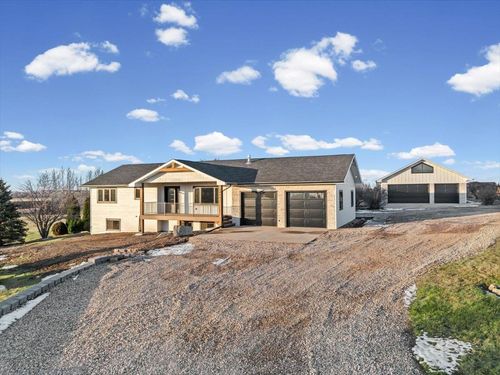 18887 Garnet Ln, Belle Fourche, SD, 57717-7228 | Card Image